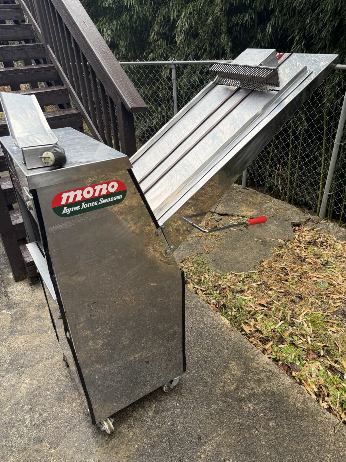 Mono Ayres Jones Commercial Bread Slicer Heavy-Duty Stainless Steel Bakery Equip