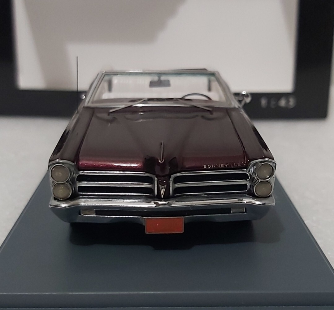 Pontiac Bonneville Convertible 1965 Dark Red Met 1:43 Neo NEO44101