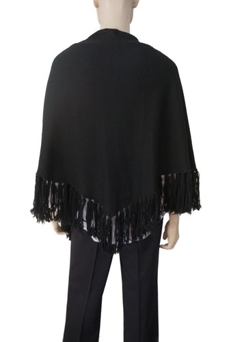 Mantón envolvente triángulo merino negro con flecos LISA KLINE - Imagen 2 de 4