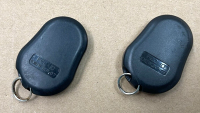 2x LOJACK IDIEW3KP-07 VEHICLE RECOVERY TRANSCEIVER ALARM REMOTE