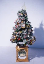 Thomas Kinkade Musical Light Up Snow Kissed Holiday Memories Snow Globe Tree