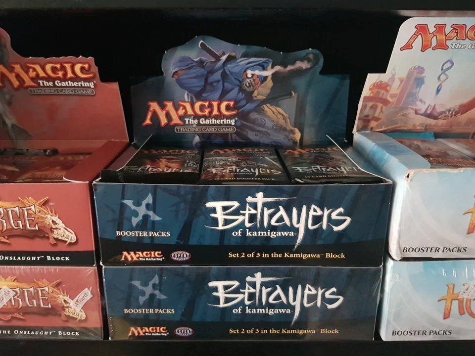 Magic The Gathering BETRAYERS OF KAMIGAWA New Sealed Booster ALL 3 PACK ART MTG - Image 2 of 2