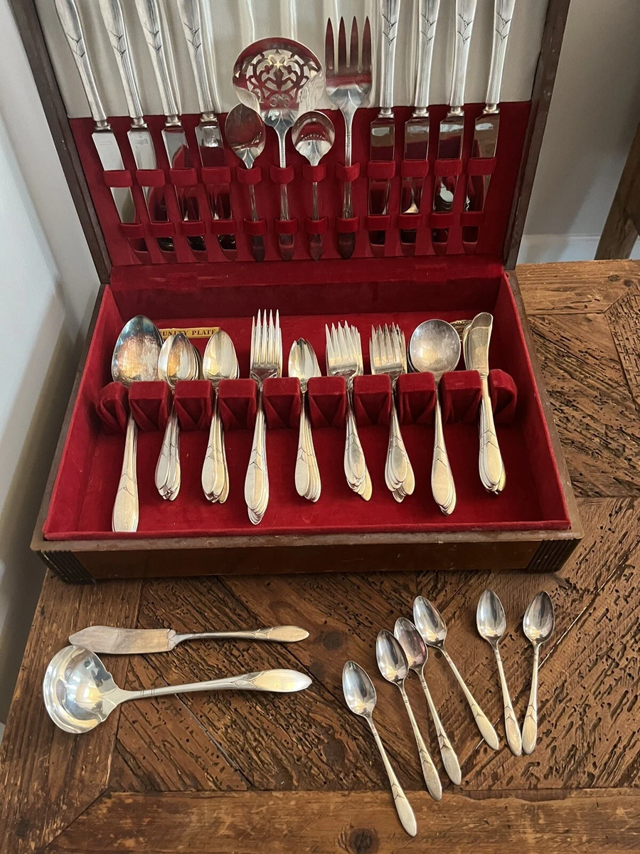 1932 88 Pcs ONEIDA COMMUNITY Silver Plate Flatware LADY HAMILTON Original Box