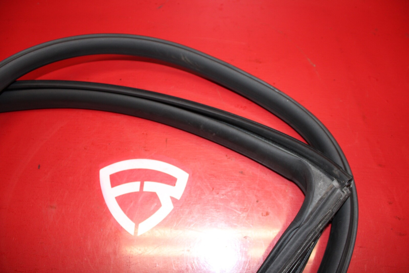 2014-2019 MASERATI GHIBLI M157 OEM LEFT REAR DRIVER SIDE DOOR OPENING GASKET
