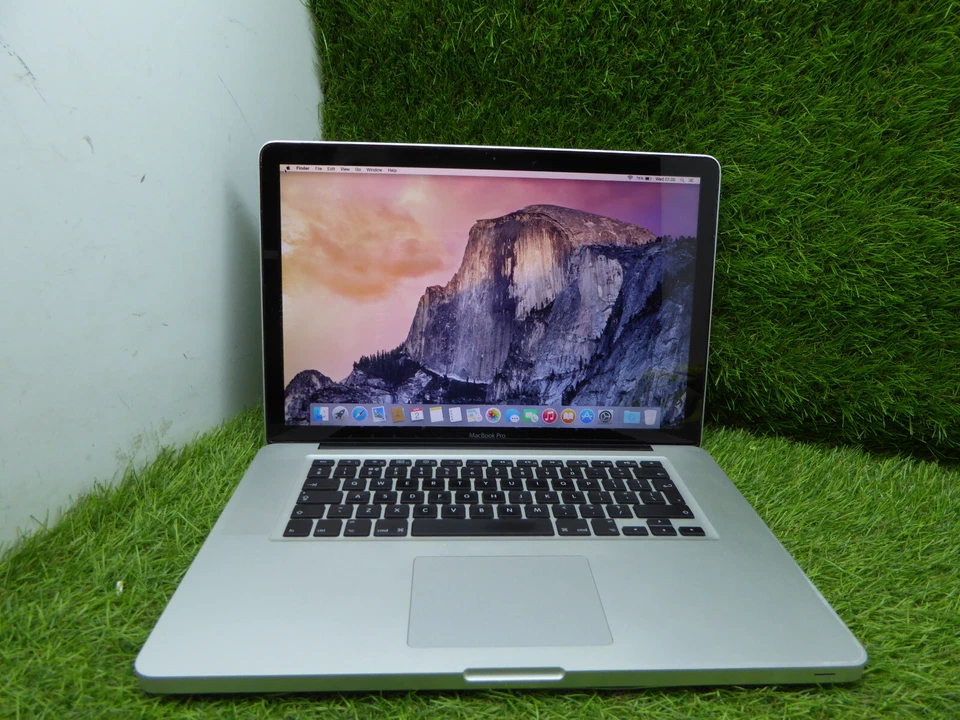 Apple MacBook Pro 15" YOSEMITE VINTAGE CORE 2 DUO 2.66GHZ 4GB 120GB SSD #L3 - Image 2 of 4