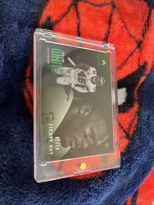 Panini Luminance Devin White Lights Out Serial Numbered 01/10 FIRST PRINT SSP