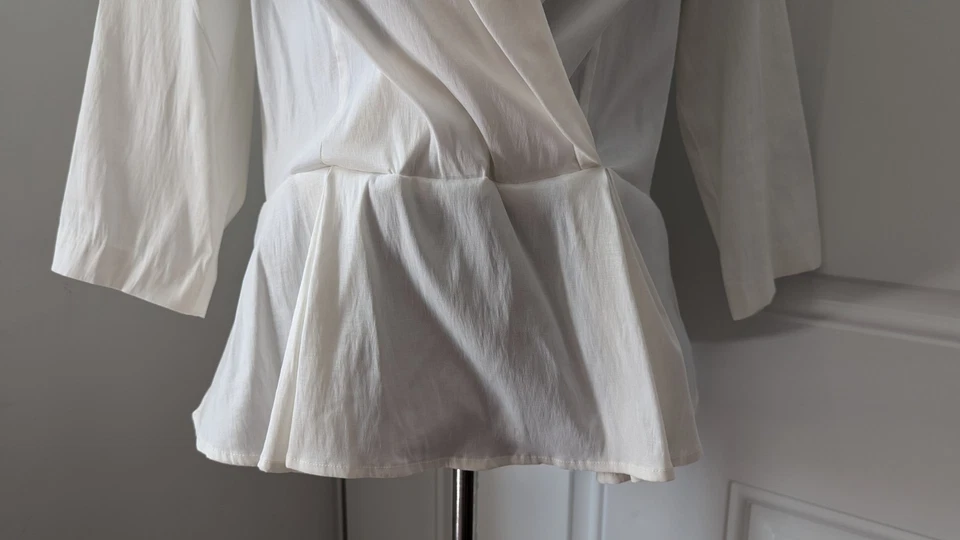 Blusa Leslie Fay Peplum Talla 16 Marfil Elegante Mantón Cuello Manga 1/2 Fiesta Foto 4 de 4