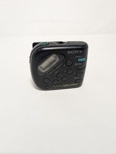 TESTED Sony Walkman FM/AM Radio With Belt Clip SRF-M32