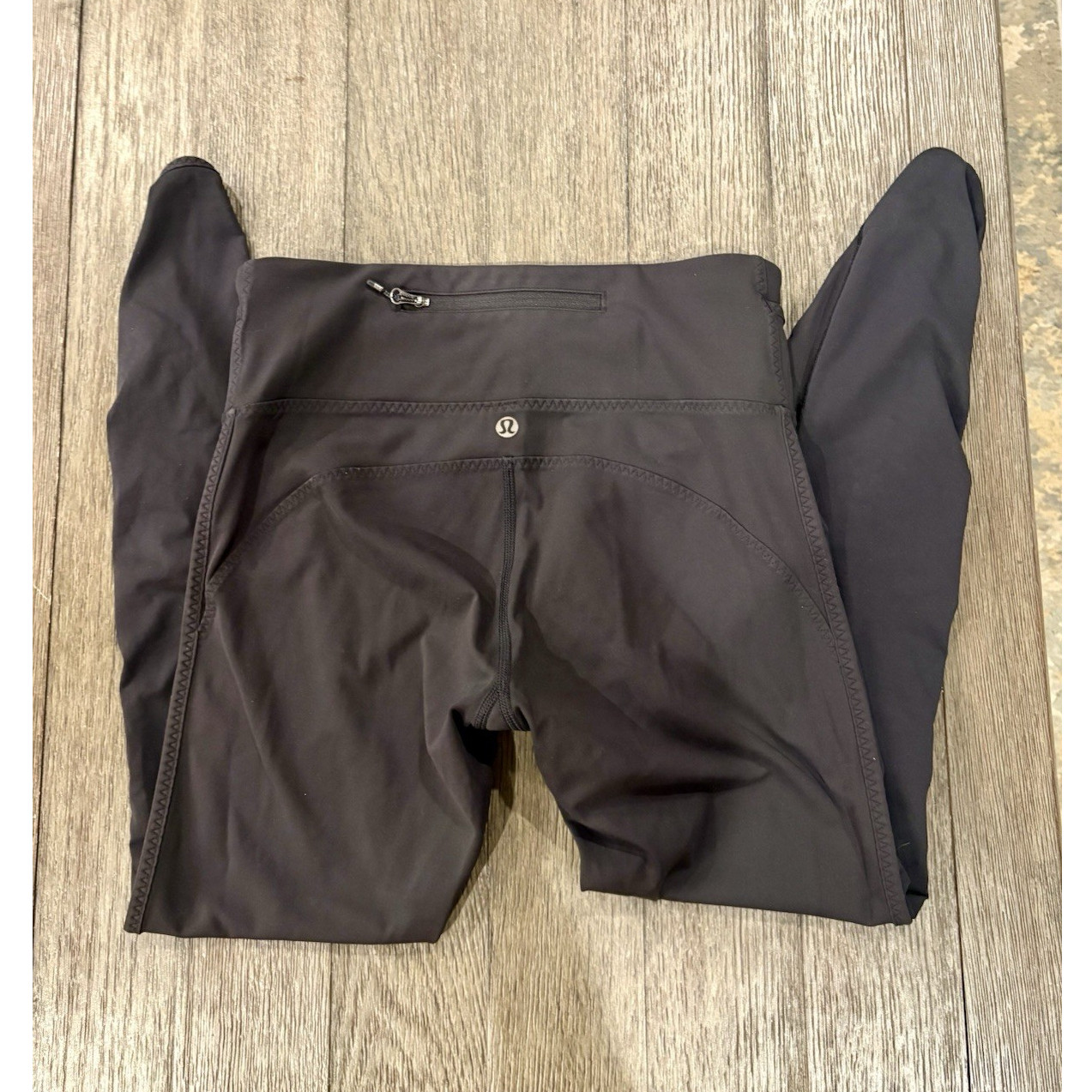 Lululemon Black Women's Ankle Activewear Leggings Size 6