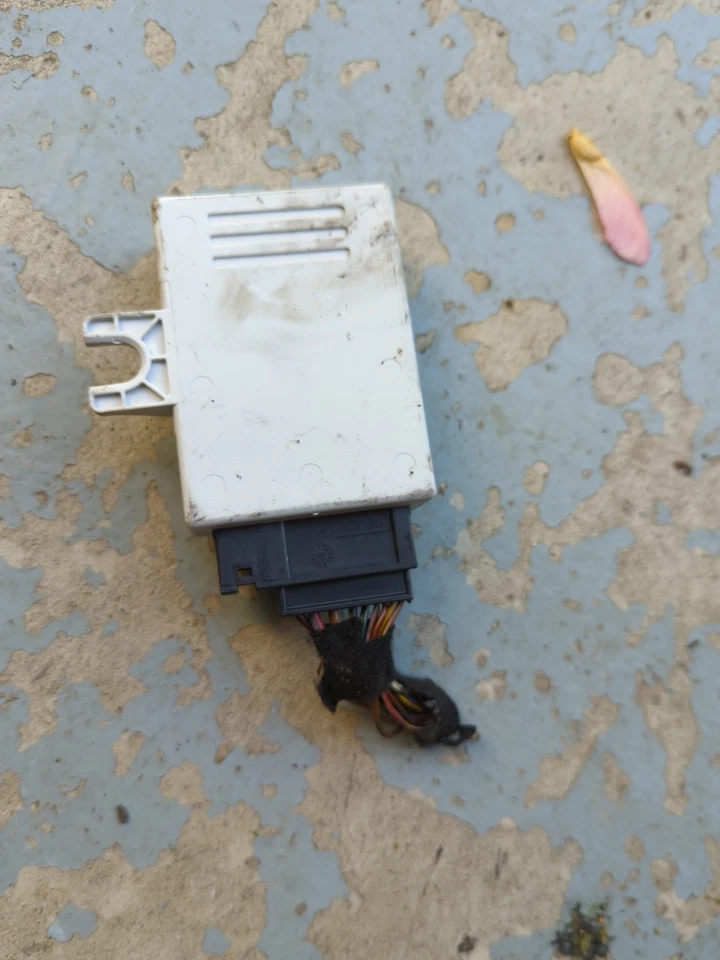 BMW Z4 (E85) 2004-2008 Roadster - módulo de control de elevación superior convertible fabricante de equipos originales usado Foto 4 de 4