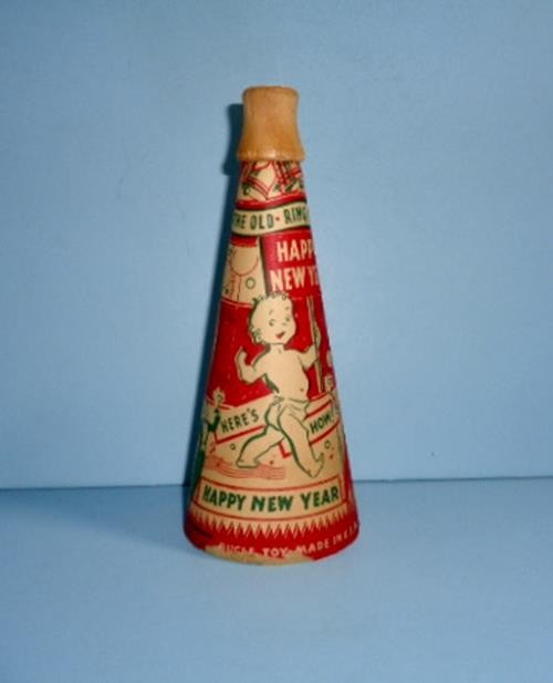 VINTAGE HAPPY NEW YEAR NOISEMAKER PAPER OVER CARDBOARD HORN BUGLE TOY CO. WORKS!