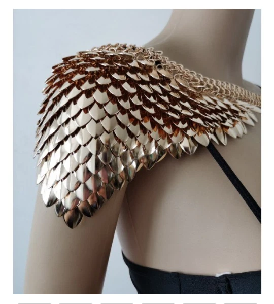 New Without Tags Gold Scalemaile Chain Maile Shoulder Epaulettes - Image 3 of 4