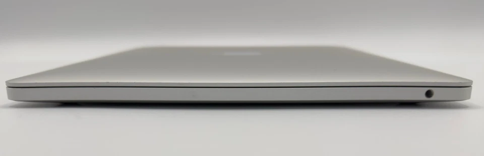 MacBook Pro 13"" (Mi-2017) - i5 2,3 GHz - 8 GB - 128 GB - argento - Immagine 4 di 4