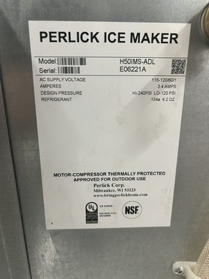 Perlick Signature Series 15'' 55 lbs. Right Hinge Outdoor Ice Maker - H50IMSR