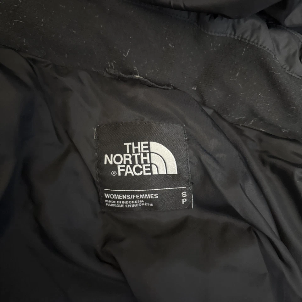Chaleco The North Face para mujer talla pequeña negro 550 relleno de plumón cremallera completa capucha Foto 2 de 4