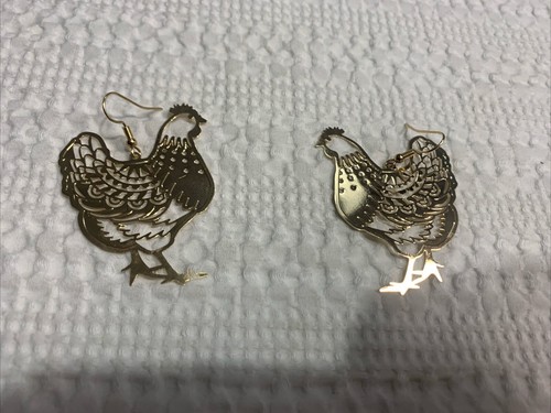 Gold Tone Filigree Chicken Earrings Hook Dangle 2.5” New Giftable 2.5”