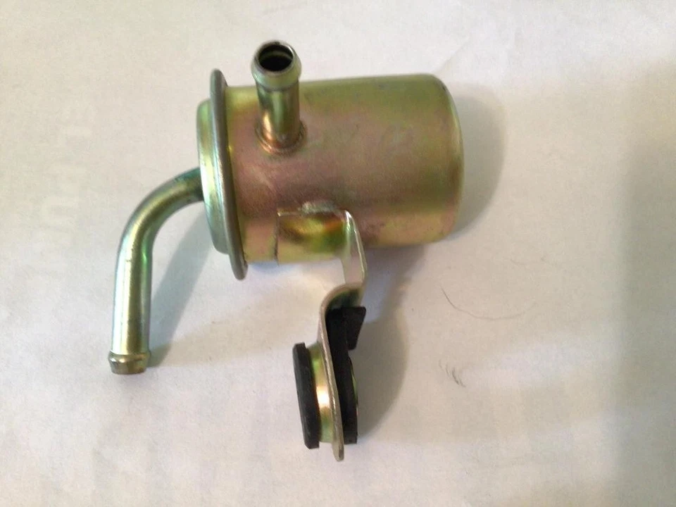 Filtro de combustible Pro Gauge # G3941 (para Chrysler 1981-1988, Dodge, Plymouth con 2,6) Foto 2 de 4