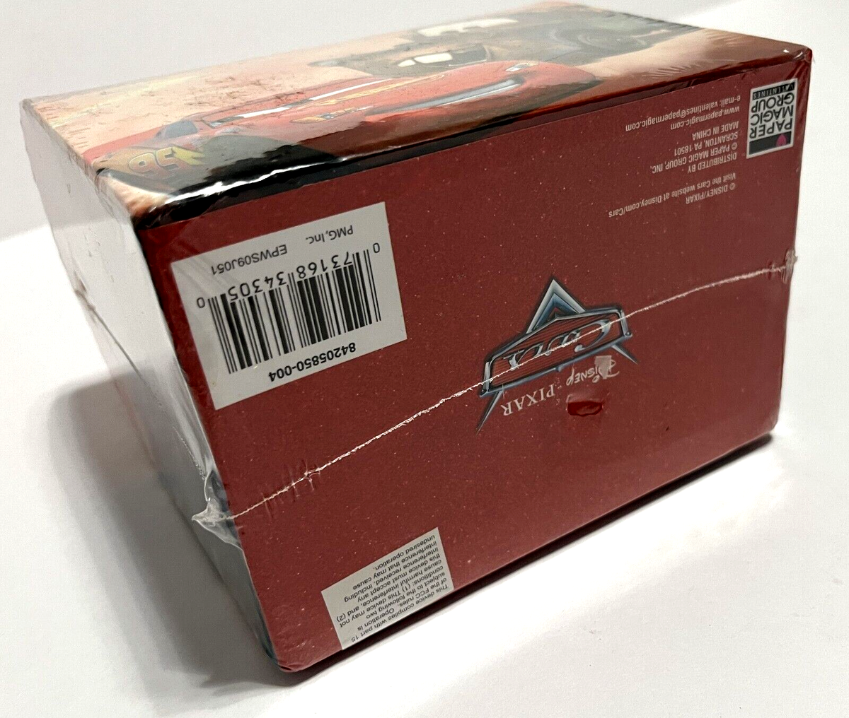 PIXAR CARS Disney Keepsake Light Up 32 Valentine Cards in Mailbox NEW SEALED