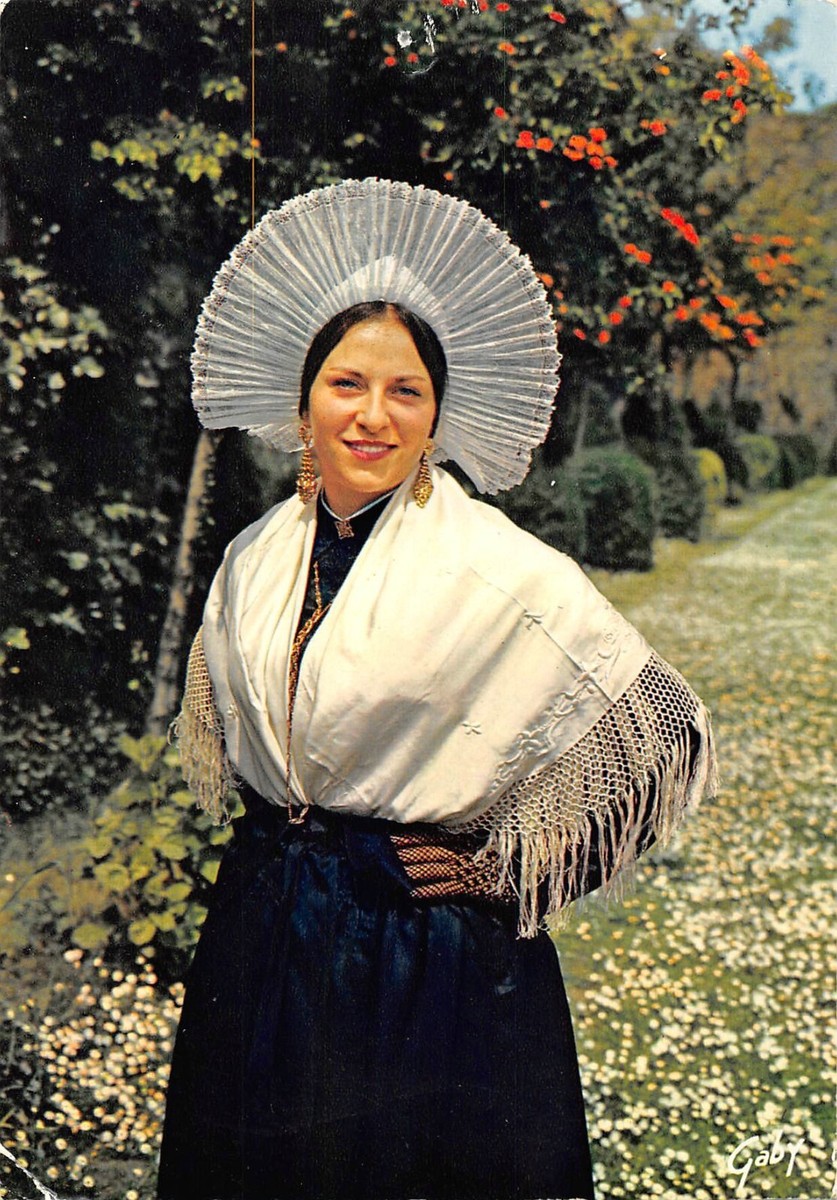 Robe Traditionnelle Vetements Traditionnels Francais Costume