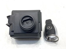 Getränkehalter Mercedes-Benz E-Klasse (W212) 2009-2016 E 300 CDI (212.020) 15... Getränkehalter Mercedes-Benz E-Klasse (W212) 2009-2016 E 300 CDI (212.020) 15...