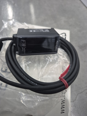 NEW Keyence FW-V20P Amplifier Unit PNP FNFP