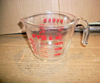 Vintage Pyrex 1 Cup/8 Oz Glass Measuring Cup Red Letters