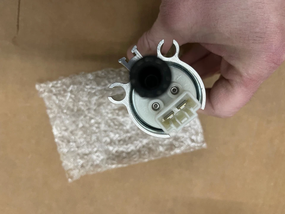 2004-2012 Ski-Doo GSX MX Z 600 Expedition TUV Skandic SWT OEM Fuel Pump Hose Kit - Image 3 of 3