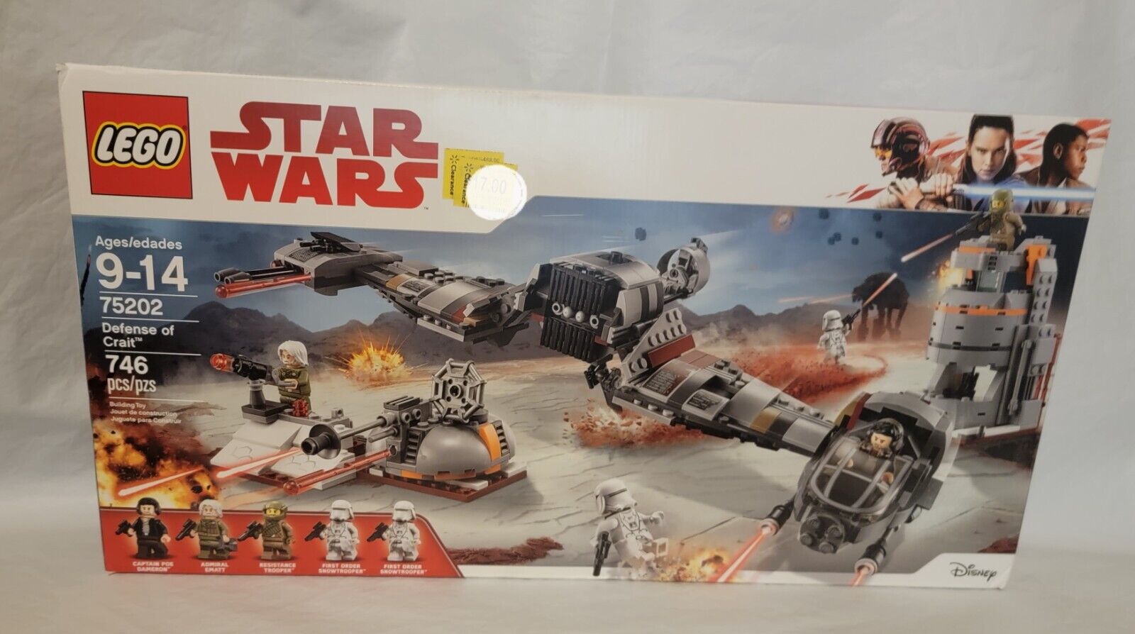 LEGO Star Wars: The Last Jedi Defense of Crait 75202 Building Kit (746  Piece)