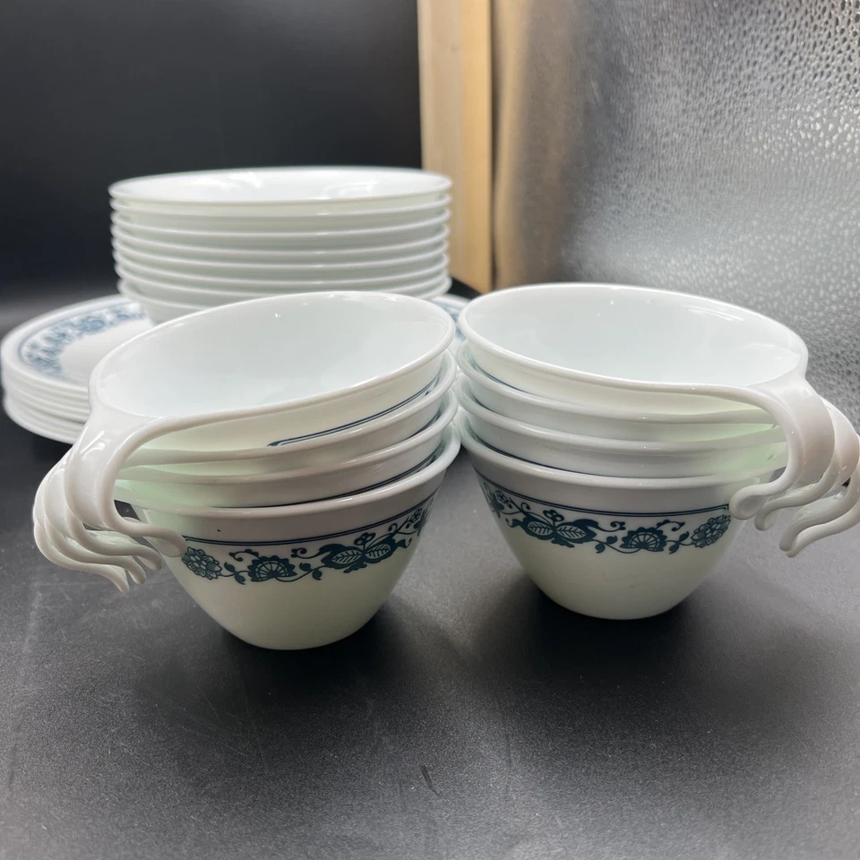 Juego de vajilla de 40 piezas Corelle Livingware By Corning Old Town Blue Onion LEER de colección Foto 2 de 4