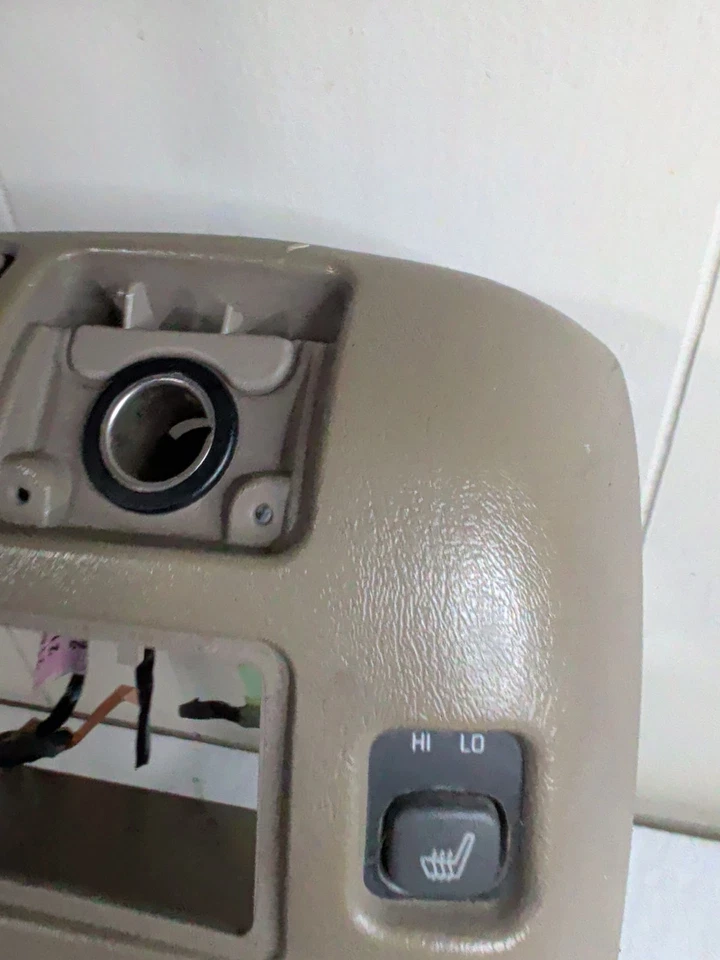 2003 - 2006 Chevy TAHOE YUKON CONSOLE CENTRAL SUBURBANO PORTA-COPO TRASEIRO Aquecido OEM - Imagem 4 de 4