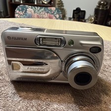 Fujifilm FinePix A340 4MP Digital Camera - Silver