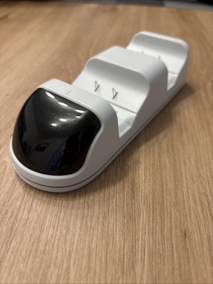 OIVO Ladestation für 2 XBOX One/Series S/Series X Controller, Zustand:Gebraucht