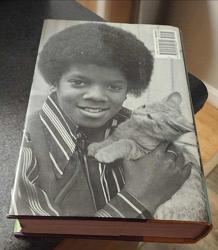 The Official Michael Jackson Opus w/ Original Box & Glove + More - Picture 13 of 13