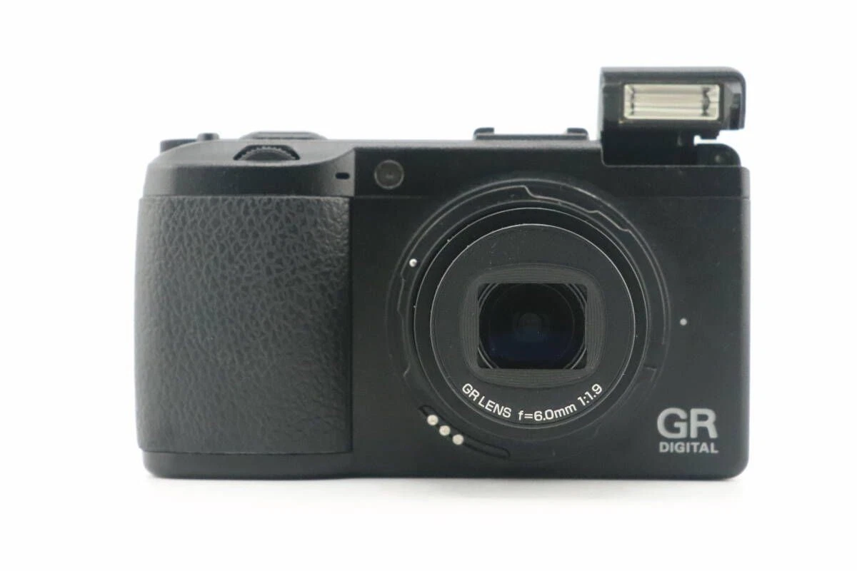 RICOH GR DIGITAL Ⅲ 美品 Ricoh GR IIIx HDF Digital Camera — Glazer's Camera