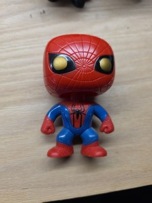 Funko Pop Amazing Spider-Man #15 Gold Eyes Bobble head Loose rare. 