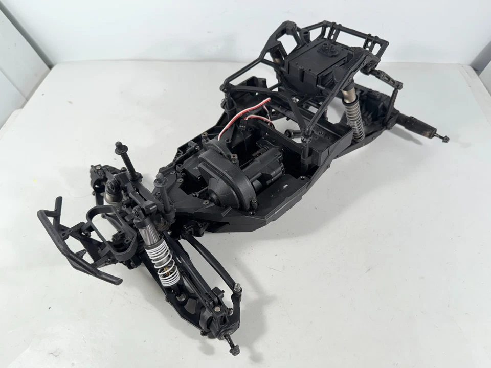 Axial Yeti 380 1/10 4x4 RC Rock Racer Roller Slider Chasis Golpeado, Ver Imágenes Foto 3 de 4