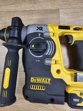 Dewalt DCH273 18V XR Brushless SDS Plus Rotary Hammer Drill Body + 5 Ah Battery