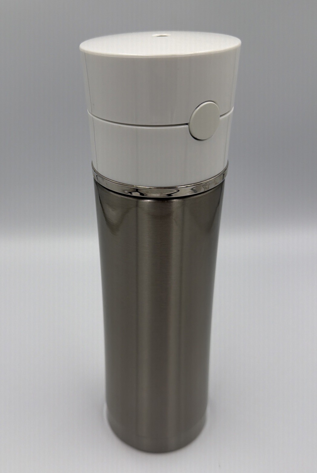 16 Oz White Push Button