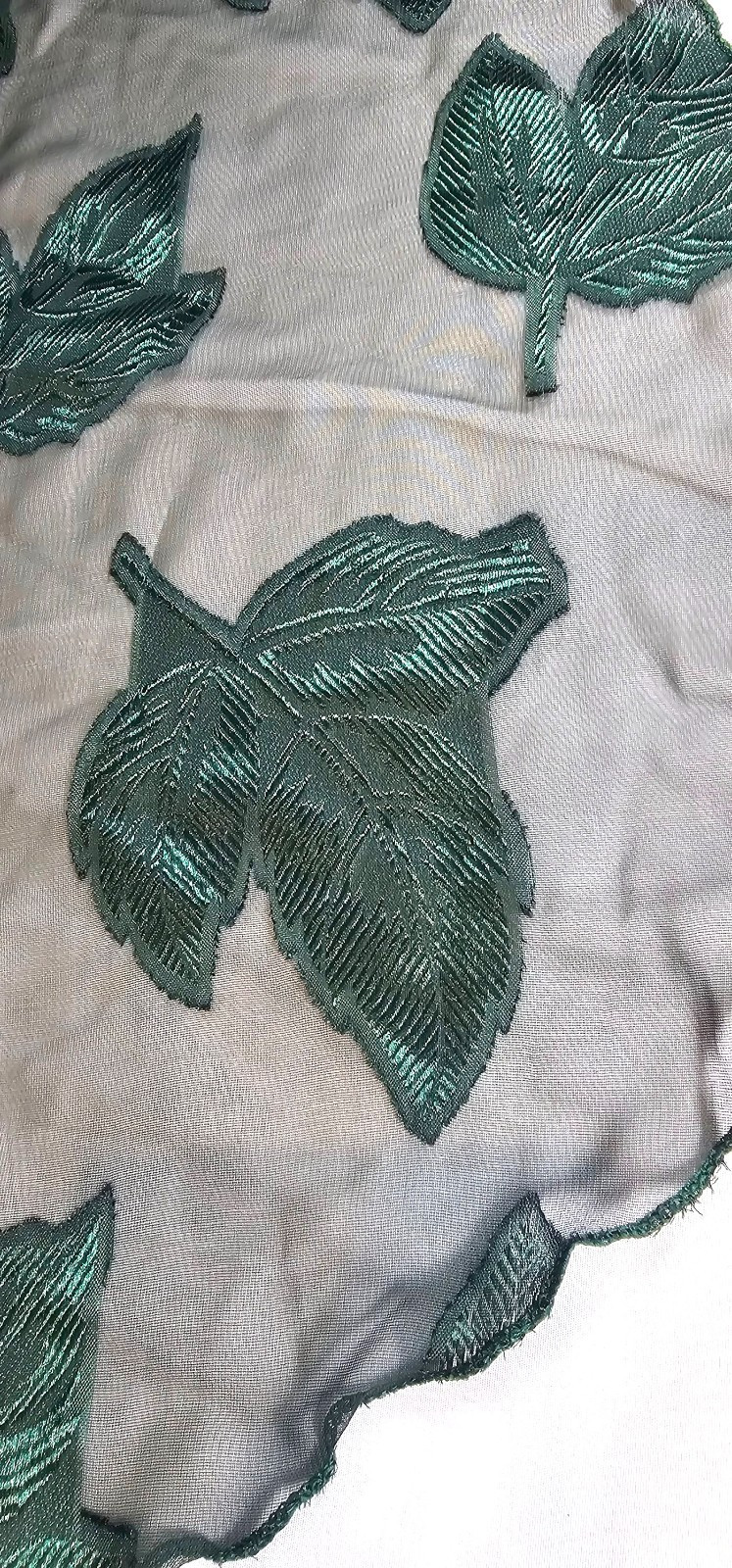 LIZ CLAIBORNE Green Leaf Leaves Shaped Scarf Accent Shimmer Unique Vtg RARE
