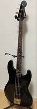 Fender Fender JAZZ BASS Jazz Bass noir noir recommandé