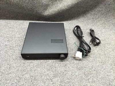 NuForce UDH-100 USB DAC/Kopfhörerverstärker Class-A schwarz 1,8 kg EXC