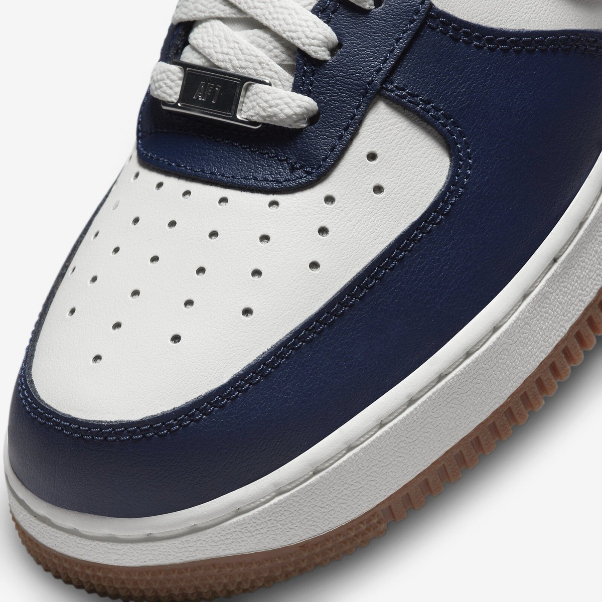 Nike Air Force 1 '07 LV8 College Pack Midnight Navy, Size