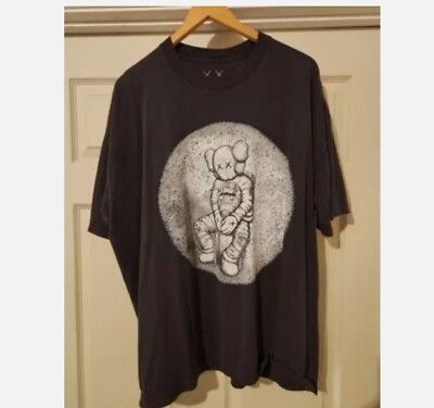 KAWS × Kid Cudi クルーネックムーンマンTシャツ ブラック XL Brand New- Kaws x Kid Cudi Moon Man T-Shirt Mens (Size XL