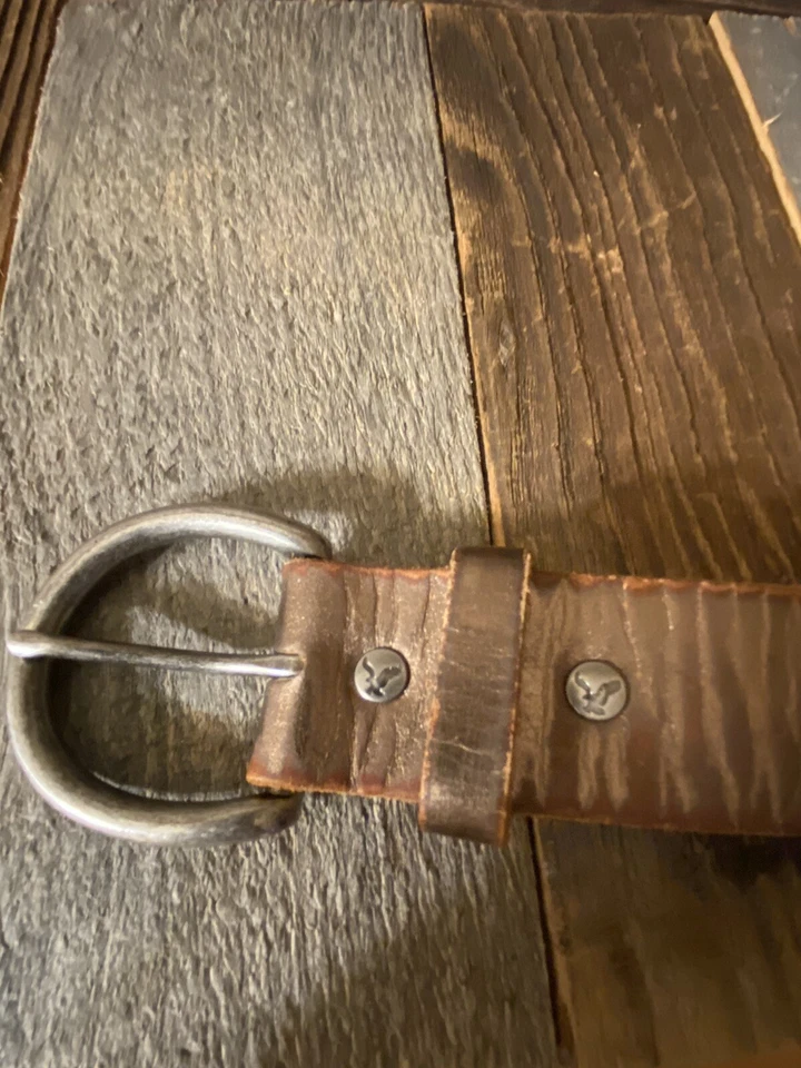 Cinturón de cuero American Eagle hebilla de latón marrón talla mediana para mujer’s Foto 2 de 4