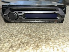Reproductor de CD Sony CDX-GT100 receptor en tablero