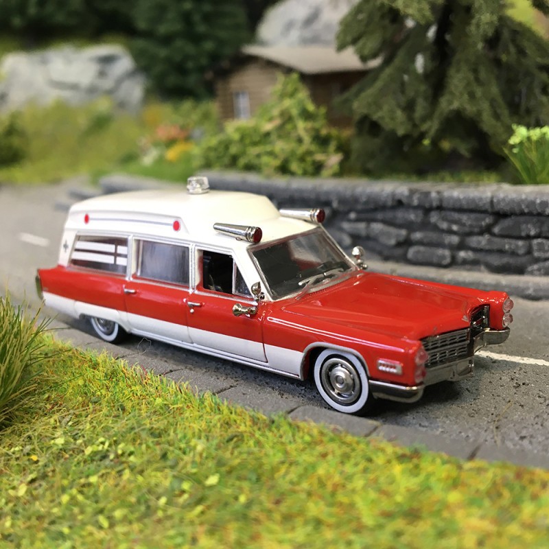 Cadillac Miller Meteor rouge HO 1/87 voiture miniature Brekina 19776 collection 1966