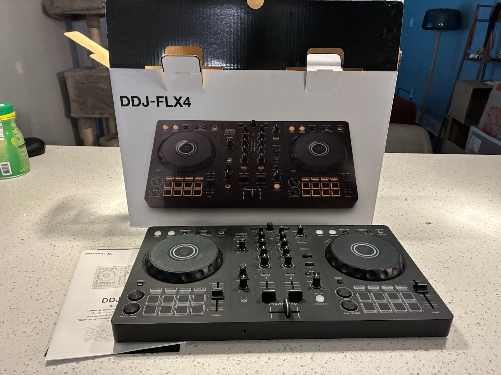 Pioneer DJ DDJ-FLX4 2-Channel Double Deck DJ Controller Black