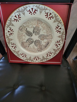 Lenox '' Messengers Of Harmony Millennium Plate'' Pierced. 2000. 