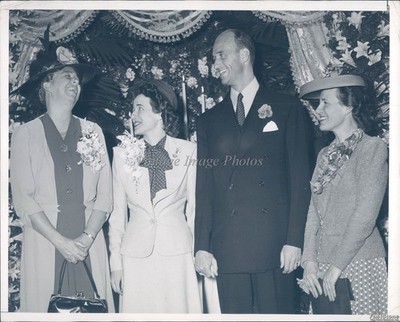1941 Beverly Hills James Roosevelt Romelle Schneider Wedding Vintage Photo 7x9
