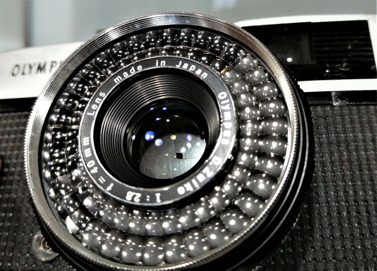 Olympus Trip 35 Camera D.Zuiko 40mm f2.8 [ N.MINT++++